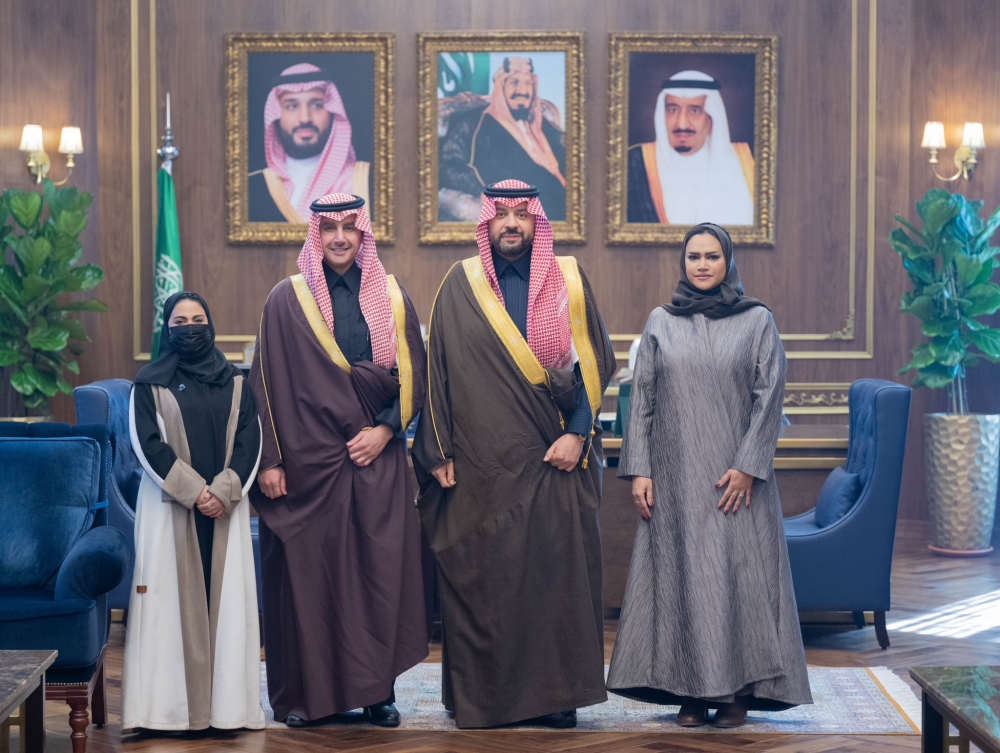 سمو أمير الحدود الشمالية يستقبل رئيس مجلس إدارة جمعية أسر التوحد