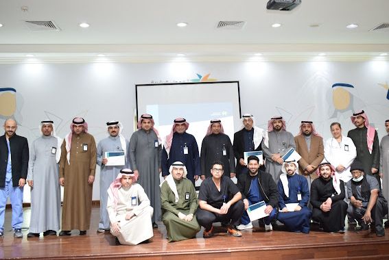 تكريم منسوبي مركز التأهيل الشامل بعرعر لحصوله على النموذج المثالي في الرعاية الايوائية لعام 2024