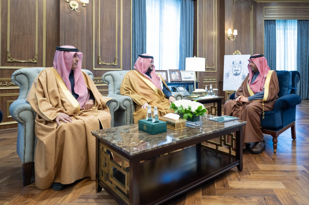 سمو أمير الحدود الشمالية يتسلّم تقريرًا عن أداء الخطوط السعودية في المنطقة