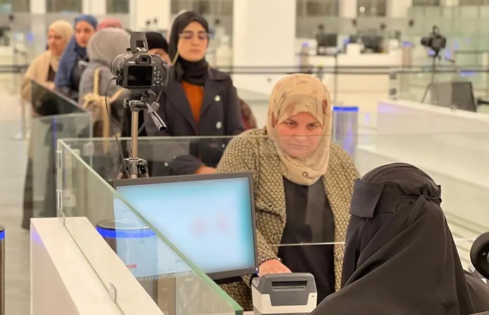 جوازات منفذ جديدة عرعر تستقبل ضيوف الرحمن القادمين للعمرة خلال شهر رمضان المبارك