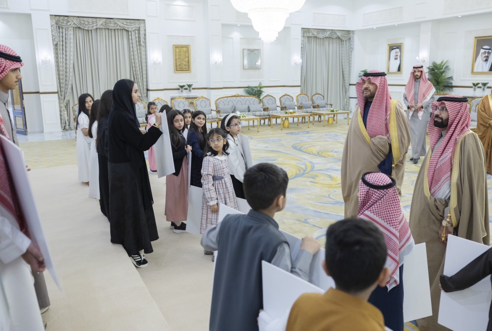 سمو أمير الحدود الشمالية يكرّم 49 طالبًا وطالبة فائزين بجوائز مسابقة