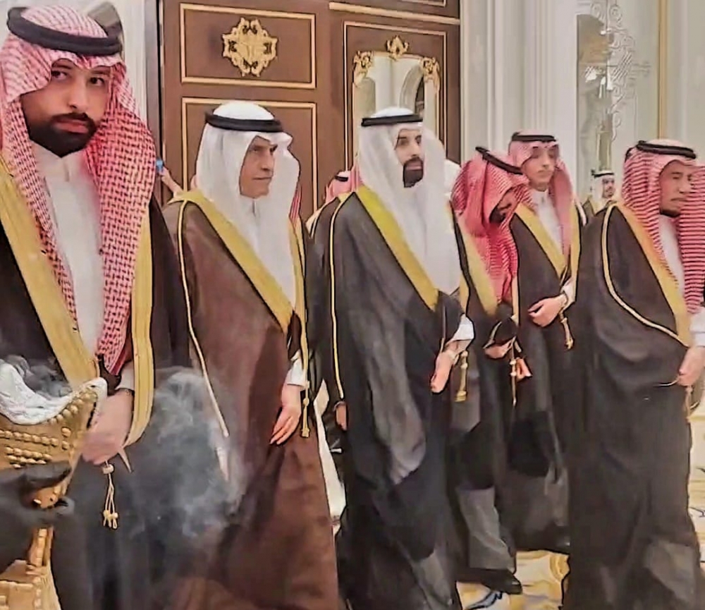 الأستاذ : دخيل دبيان الدهمشي العنزي يحتفل بزفاف نجله المهندس (عبدالله) على كريمة الأستاذ : علي عمر البلطان