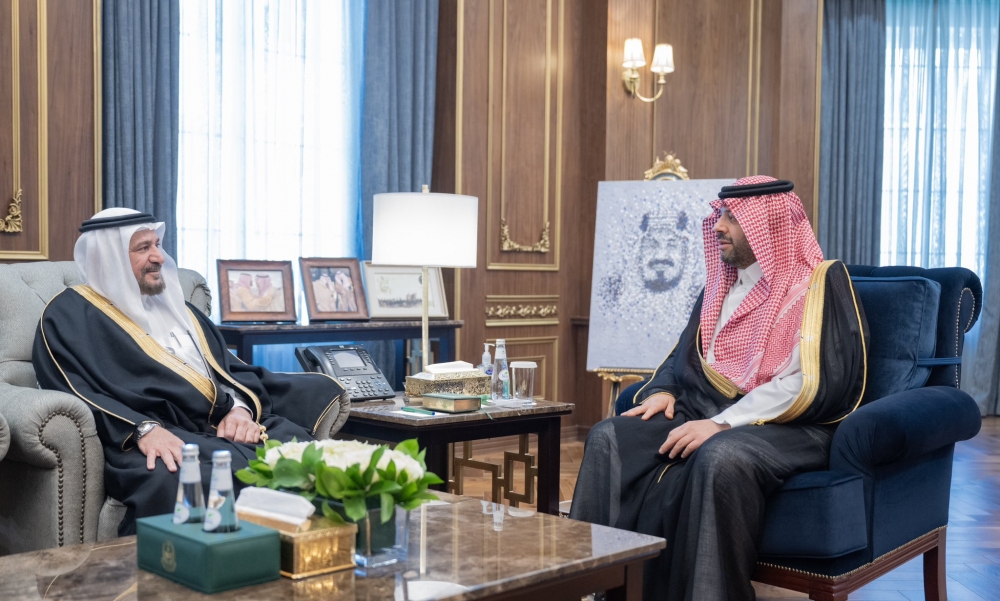 سمو أمير الحدود الشمالية يستقبل محافظ الهيئة العامة للتطوير الدفاعي