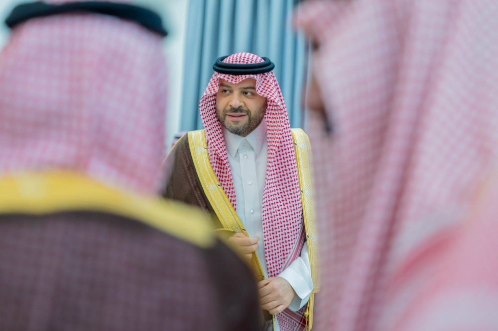 سمو أمير الحدود الشمالية يطّلع على الجهود المقدمة لضيوف الرحمن في منفذ جديدة عرعر