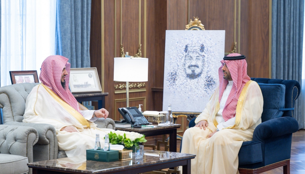 سمو أمير الحدود الشمالية يستقبل رئيس محكمة الاستئناف بالمنطقة