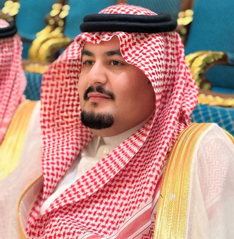 الشيخ ماجد بن باتل بن إديهم شيخ قبيلة الحازم بمنطقة الحدود الشمالية يكتب كلمة لعرعر اليوم بمناسبة اليوم الوطني 95