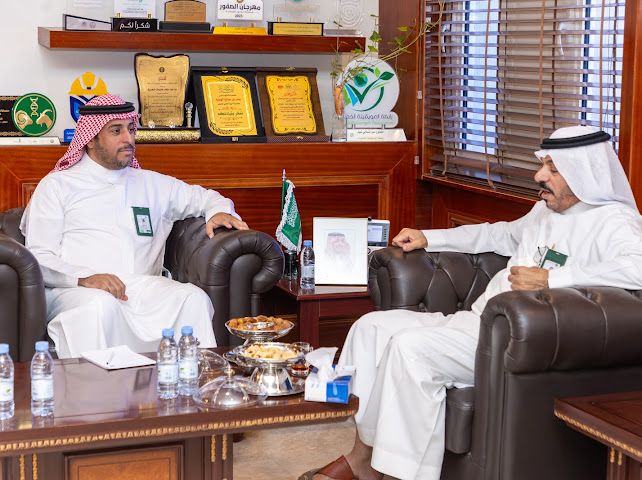 مدير عام الإدارة العامة للقطاع غير الربحي بوزارة البيئة والمياه والزراعة يقوم بزيارة لفرع البيئة بمنطقة الحدود الشمالية