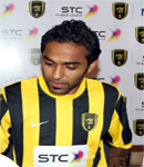 الاتحاد يوقع مع اللاعب أحمد بوعبيد .. والأهلي مع عقيل بلغيث .. والنصر مع عسيري