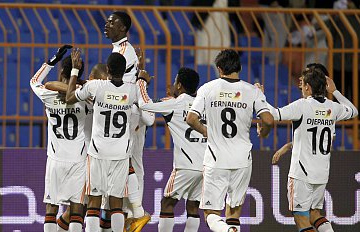 دوري زين : فوز الشباب والرائد وتعادل الاهلي مع الفتح وتعادل الفيصلي مع هجر