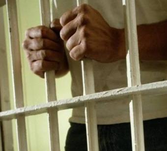 حقوق الإنسان تدعو إلى الاستعجال بإنهاء أوضاع الموقوفين