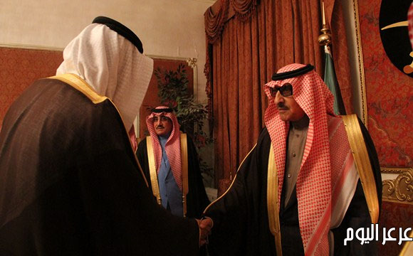 سمو أمير منطقة الحدود الشمالية يستقبل المعزين بوفاة نجله الأمير متعب ( صور )